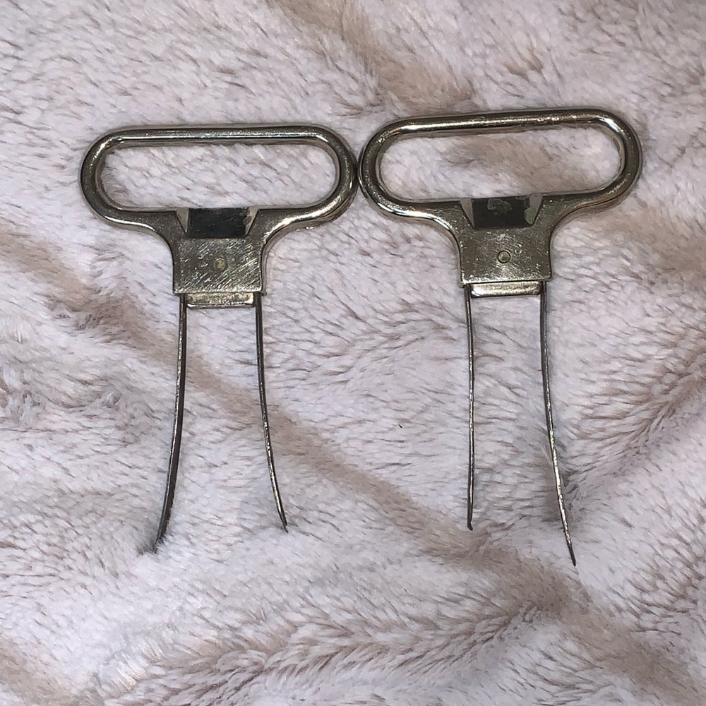 Vintage Robert Mondavi Winery Metal Two Prong Cork Puller Wine Bottle Opener